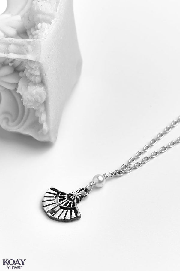 Lotus Italian Necklace (Pearl)