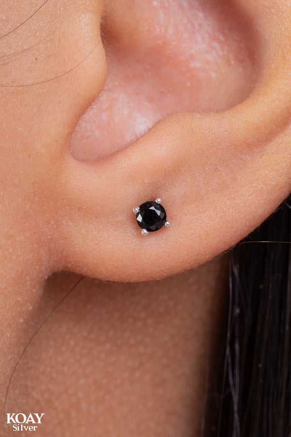 Tiny Zircon Black Earring